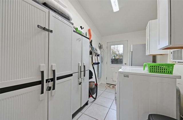 507 Krebs LN, Austin, TX 78704