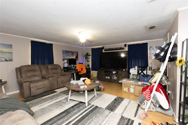 1003 Brooks, New Boston, TX 75570