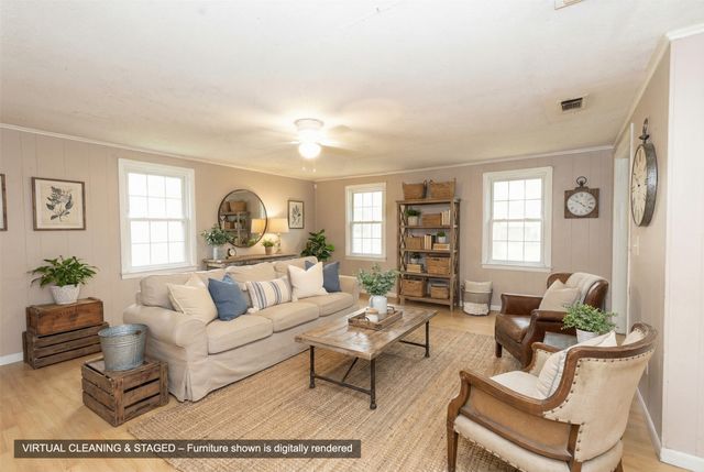 1003 Brooks, New Boston, TX 75570