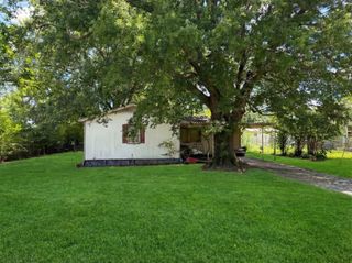 1003 Brooks, New Boston, TX 75570