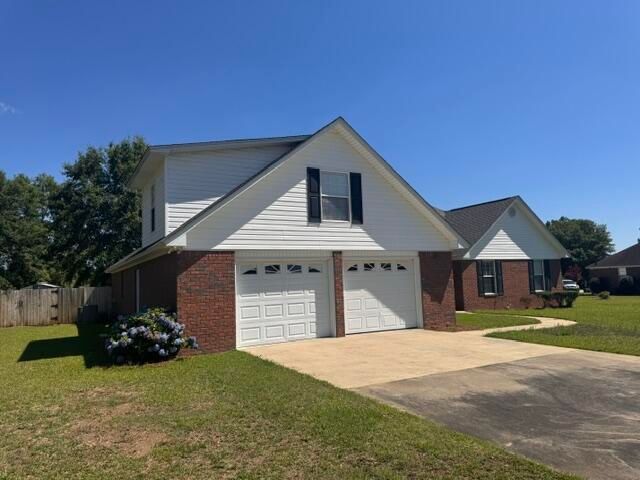 1032 Longleaf Drive, Manning, SC 29102