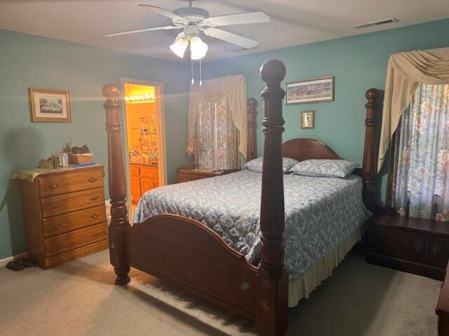 1032 Longleaf Drive, Manning, SC 29102