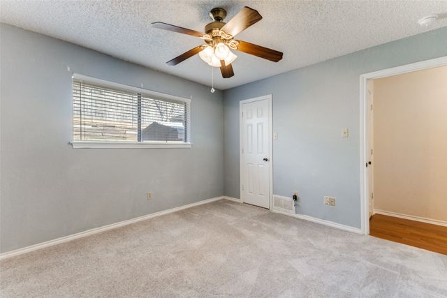 3802 Woodside Drive, Arlington, TX 76016