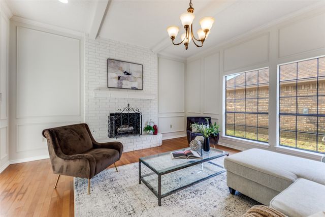 3802 Woodside Drive, Arlington, TX 76016