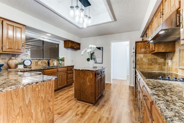 3802 Woodside Drive, Arlington, TX 76016