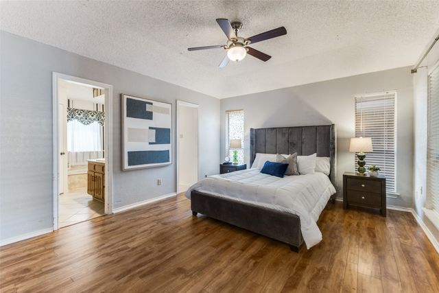 3802 Woodside Drive, Arlington, TX 76016