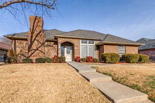 3802 Woodside Drive, Arlington, TX 76016