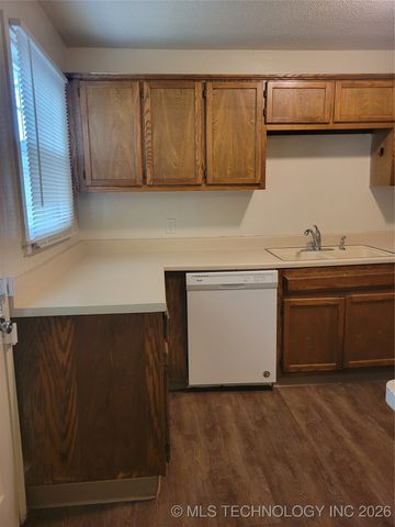 1329 E 38th Street C, Tulsa, OK 74105