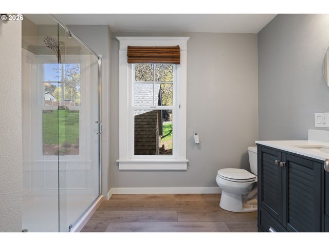 602 Nw 18TH Loop, Camas, WA 98607