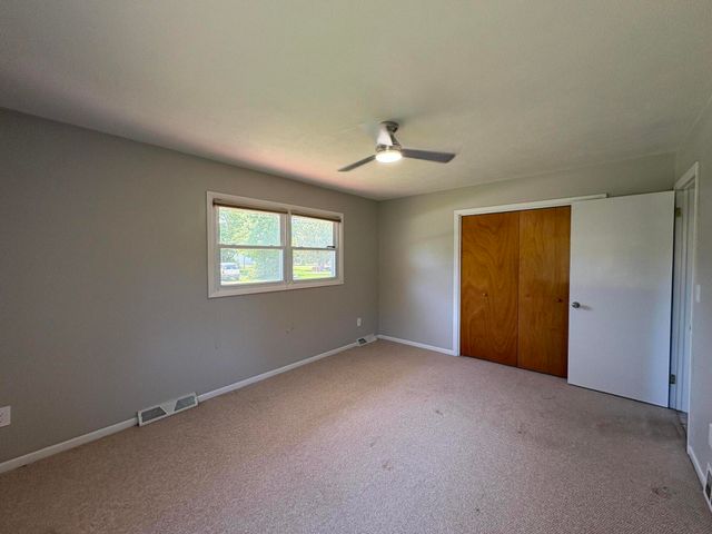 377 W Jefferson Street, Newaygo, MI 49337