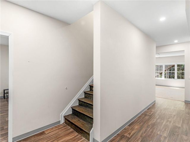 152 Vinings Lake Court, Mableton, GA 30126