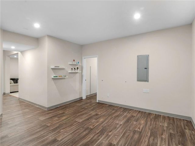 152 Vinings Lake Court, Mableton, GA 30126