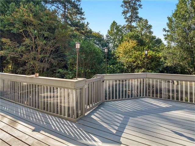 152 Vinings Lake Court, Mableton, GA 30126