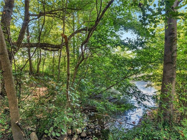 152 Vinings Lake Court, Mableton, GA 30126