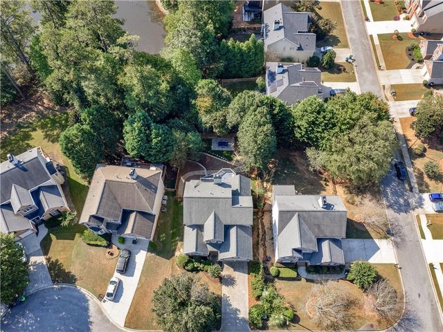 152 Vinings Lake Court, Mableton, GA 30126