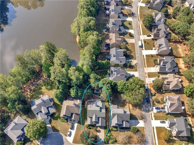 152 Vinings Lake Court, Mableton, GA 30126