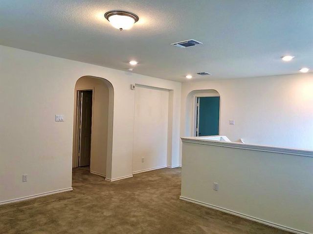 213 Asher Blue DR 7, Hutto, TX 78634