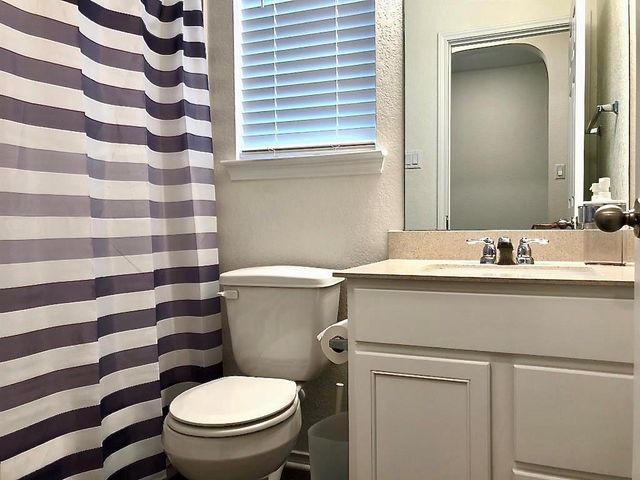 213 Asher Blue DR 7, Hutto, TX 78634