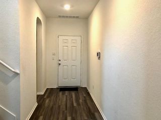 213 Asher Blue DR 7, Hutto, TX 78634