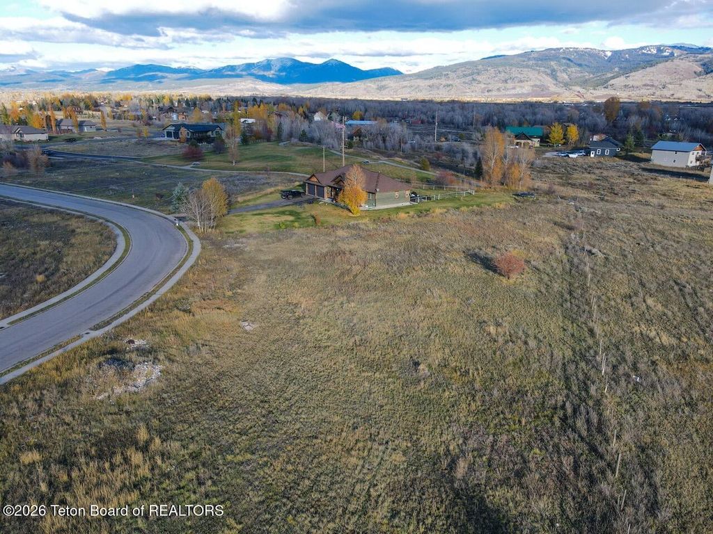 1004 DUSTY Trail, Driggs, ID 83422 photo 3