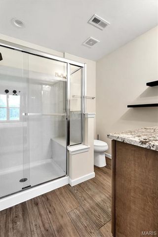 915 Walnut Point Drive, Imperial, MO 63052