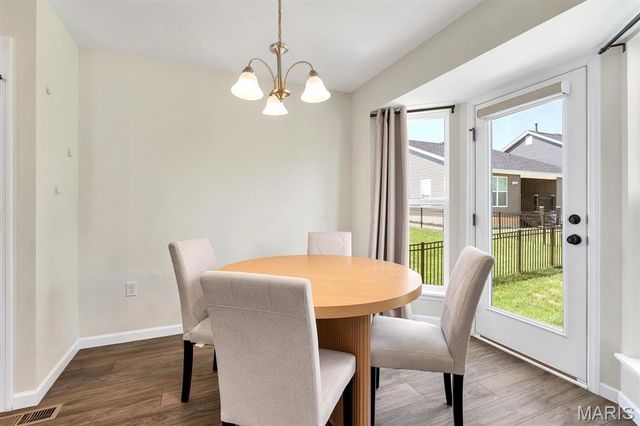915 Walnut Point Drive, Imperial, MO 63052