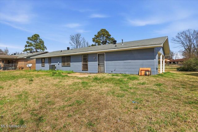 5219 Queen Eleanor Lane, Jackson, MS 39209