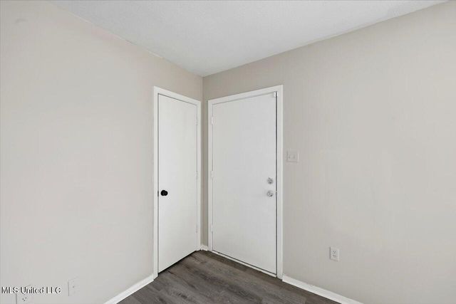 5219 Queen Eleanor Lane, Jackson, MS 39209