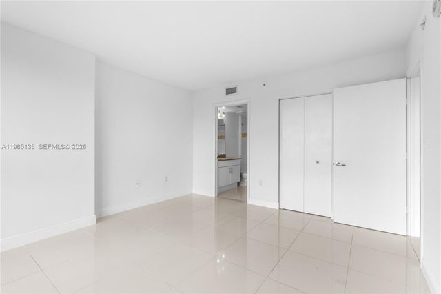 1861 NW S River Dr 1610, Miami, FL 33125