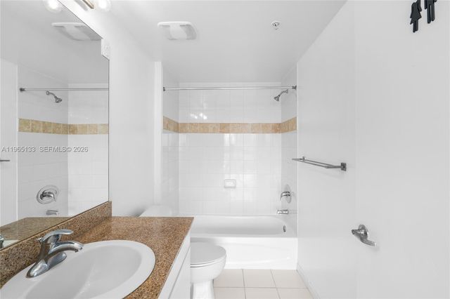 1861 NW S River Dr 1610, Miami, FL 33125