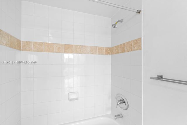 1861 NW S River Dr 1610, Miami, FL 33125