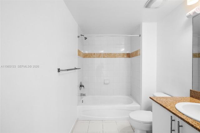 1861 NW S River Dr 1610, Miami, FL 33125