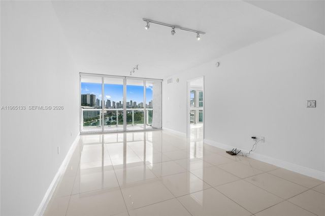 1861 NW S River Dr 1610, Miami, FL 33125