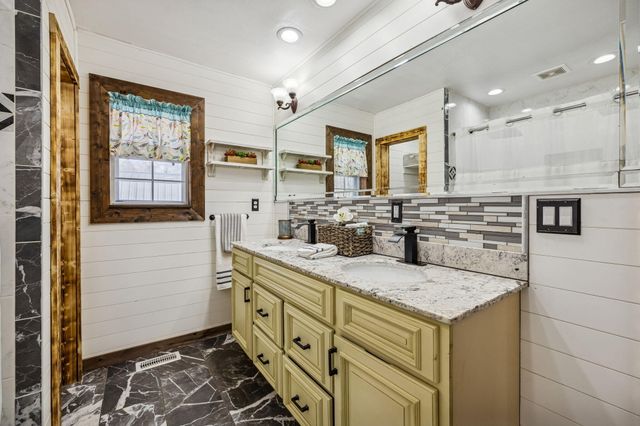 350 Alexander Road, Ringgold, GA 30736