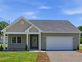 17 W Dearborn Street, Plano, IL 60545