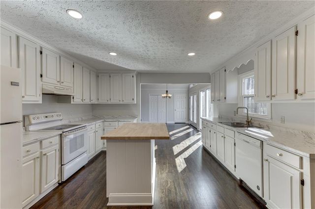 59 Curry Creek Road, Jefferson, GA 30549