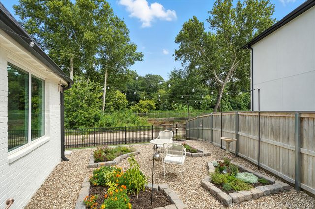 10339 Gary Place, Tulsa, OK 74137