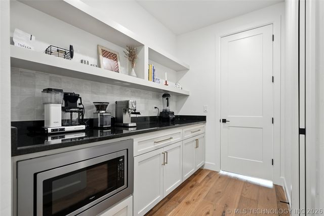 10339 Gary Place, Tulsa, OK 74137