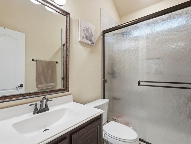 521 Ridgewater Trail, Fort Worth, TX 76131