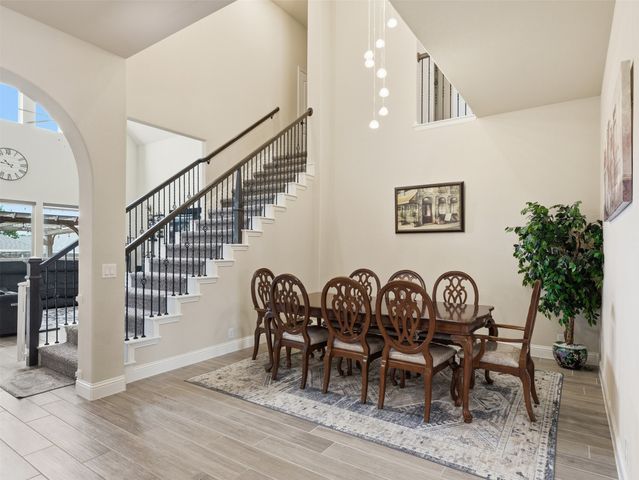521 Ridgewater Trail, Fort Worth, TX 76131