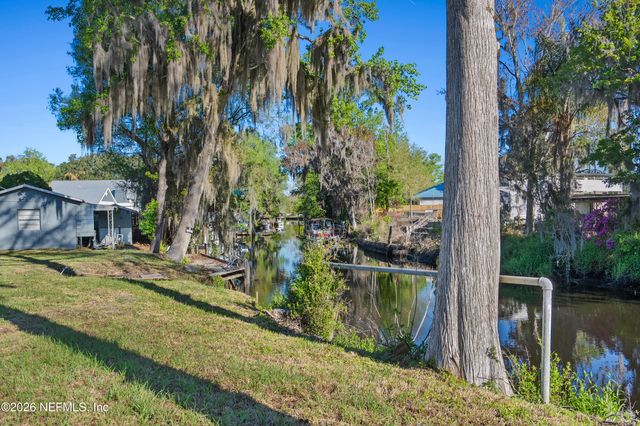 272 HARBOR Drive, Palatka, FL 32177