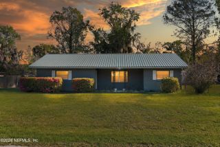 272 HARBOR Drive, Palatka, FL 32177