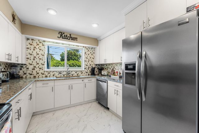 214 SE 5th Street, Dania Beach, FL 33004
