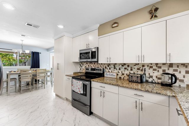 214 SE 5th Street, Dania Beach, FL 33004