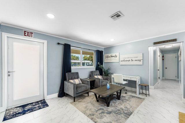 214 SE 5th Street, Dania Beach, FL 33004