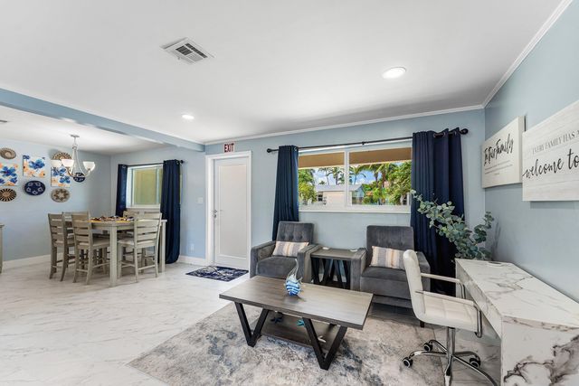 214 SE 5th Street, Dania Beach, FL 33004