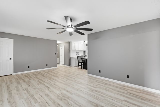 700 Sleepy Hollow Rd, Pulaski, TN 38478