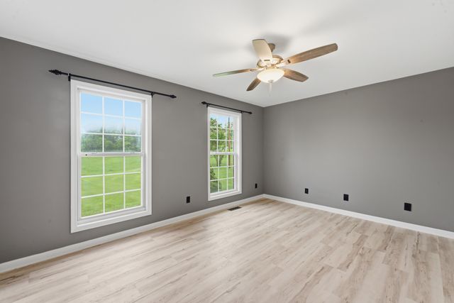 700 Sleepy Hollow Rd, Pulaski, TN 38478
