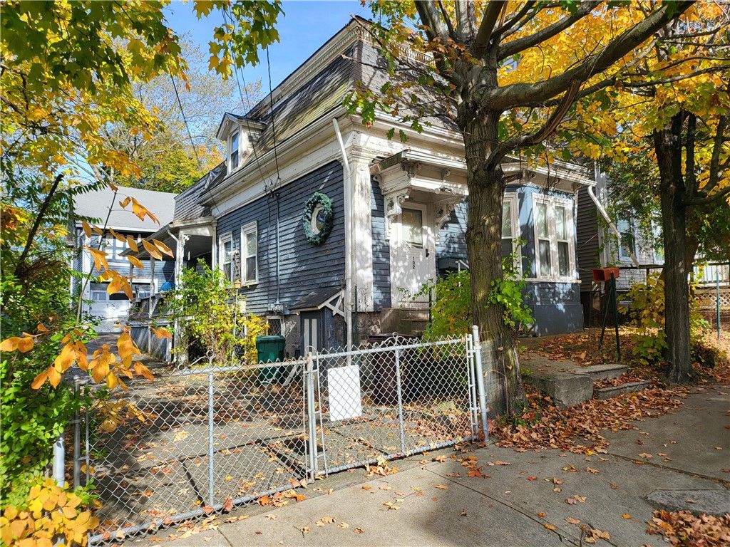 102 Willow Street, Woonsocket, RI 02895