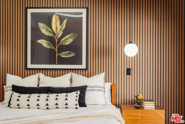 22649 Mulholland Drive, Woodland Hills (los Angeles), CA 91364